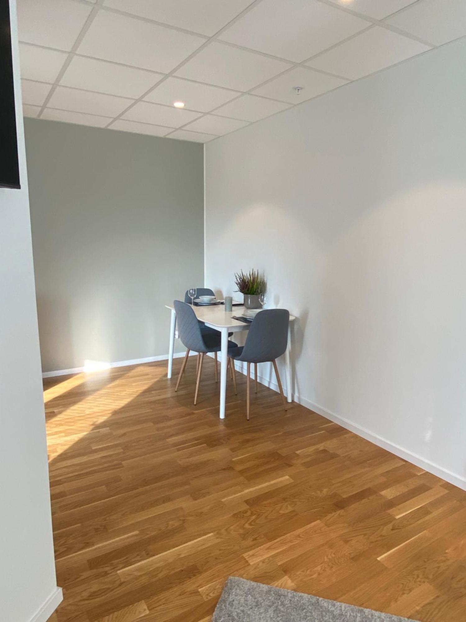 Stockholm Hotel Apartments Arlanda Xpo Стая снимка